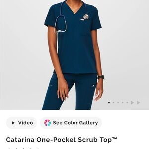 Figs Women's scrubs set